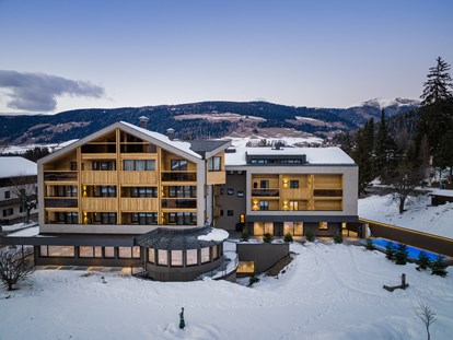 Mountainbike Urlaub - Pools: Außenpool beheizt - Trentino-Südtirol - Hotel Laurin ©Harald Wisthaler - Hotel Laurin