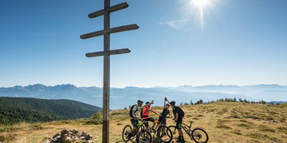 Mountainbike Urlaub - Parkplatz: kostenlos in Gehweite - Trentino-Südtirol - Design Hotel Tyrol