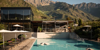 Mountainbike Urlaub - Schwimmen - Trentino-Südtirol - Design Hotel Tyrol