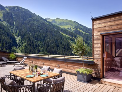 Mountainbike Urlaub - Hotel-Schwerpunkt: Mountainbike & Wellness - Mei.Penthouse Terrasse mit Sauna - Mei.Berg
