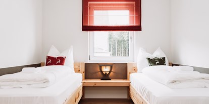 Mountainbike Urlaub - Nordrhein-Westfalen - Schlafzimmer mit zwei Einzelbetten im Poppenberg Apartment  - My Lodge Winterberg