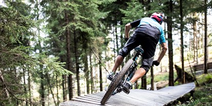 Mountainbike Urlaub - Parkplatz: gebührenpflichtig beim Hotel - Deutschland - Explorer Hotel Garmisch
