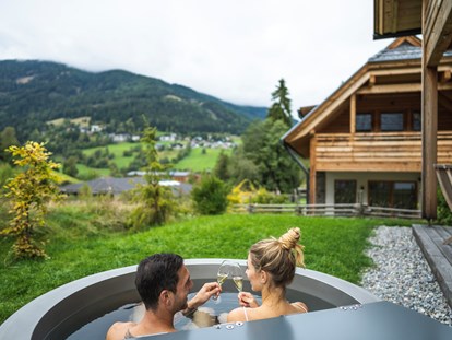 Mountainbike Urlaub - Hotel-Schwerpunkt: Mountainbike & Romantik - Regeneration und Entspannung in der beheizten Außenwanne - Trattlers Hof-Chalets