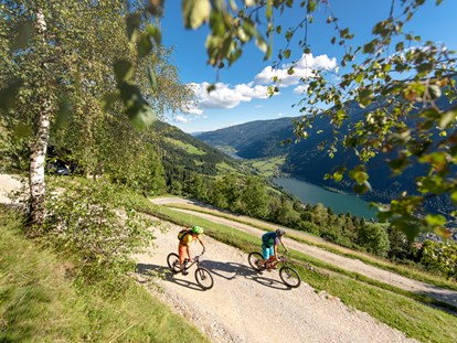Mountainbike Urlaub - Parkplatz: kostenlos beim Hotel - Biken in der Region Bad Kleinkirchheim - Hotel GUT Trattlerhof & Chalets****