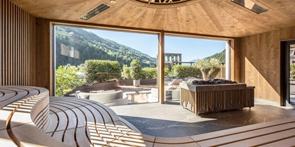 Mountainbike Urlaub - Pools: Innenpool - Trentino-Südtirol - Quellenhof Luxury Resort Passeier