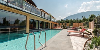Mountainbike Urlaub - Klassifizierung: 4 Sterne - Trentino-Südtirol - Unser Schwimmbad steht Ihnen das ganze Jahr über mit kuschligen 30°C zur Verfügung. - Hotel Jonathan ****