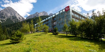 Mountainbike Urlaub - MTB-Region: AT - Tiroler Zugspitz Arena - Tirol - Außenansicht Hotel  - Hotel MyTirol