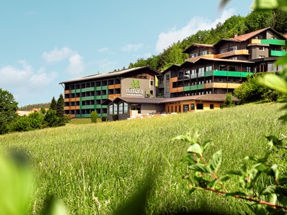 Mountainbike Urlaub - Wellnessbereich - Deutschland - Hotelansicht - natura Hotel Bodenmais