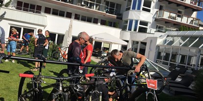 Mountainbike Urlaub - Bikeverleih beim Hotel: E-Mountainbikes - Tirol - Alpin ART & SPA Hotel Naudererhof