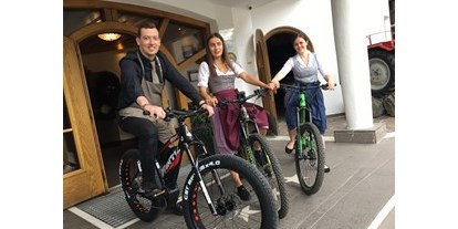 Mountainbike Urlaub - E-Bike Ladestation - Tirol - ... wir vom Naudererhof-Team sind leidenschaftliche Biker! - Alpin ART & SPA Hotel Naudererhof