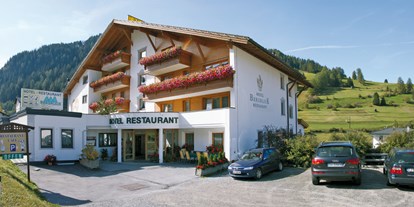 Mountainbike Urlaub - MTB-Region: AT - Nauders-Reschenpass - Tirol - Hoteleingang - Hotel Bergblick