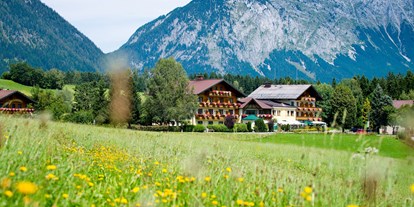 Mountainbike Urlaub - Flachau - Landhotel Häuserl im Wald - Ihr Genussplatz mit Aussicht! - Landhotel Häuserl im Wald 