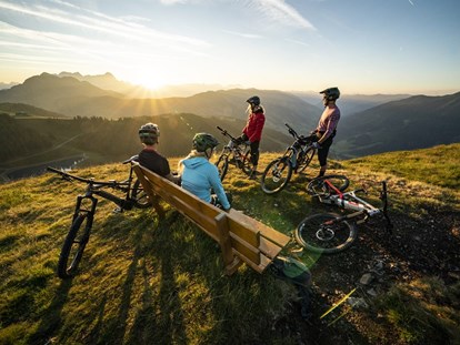 Mountainbike Urlaub - Leogang - Radfahren mit Freunden  - THOMSN - Alpine Rock Hotel