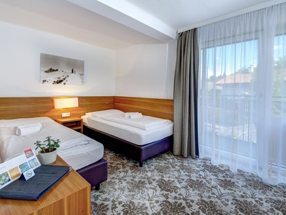 Mountainbike Urlaub - Salzburg - Kinderschlafzimmer im Familienzimmer - AlpenParks Hotel Maria Alm