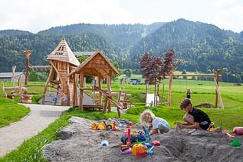Mountainbikehotel: Abenteuerspielplatz - Alpen Hotel Post