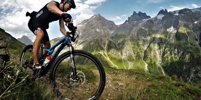 Mountainbike Urlaub - Biketransport: Bergbahnen - Fiesch (Bellwald, Fiesch) - Biken in Engelberg - Hotel Crystal Engelberg