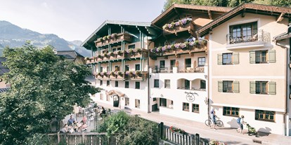 Mountainbike Urlaub - Parkplatz: kostenlos beim Hotel - Großarl - Außenansicht - Hotel Berg-Leben