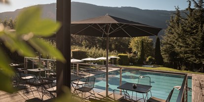 Mountainbike Urlaub - Pools: Infinity Pool - St. Leonhard (Trentino-Südtirol) - Design Hotel Tyrol