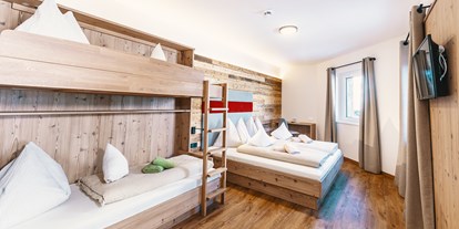 Mountainbike Urlaub - Haustrail - Matrei in Osttirol - Schlafzimmer Appartement Alm - Lindlinghof