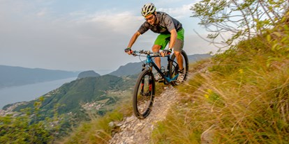 Mountainbike Urlaub - Fahrradraum: vorhanden - VESIO DI TREMOSINE - Geführte Radtouren - Hotel Residence La Pertica