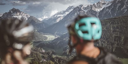 Mountainbike Urlaub - Parkplatz: kostenlos beim Hotel - Matrei in Osttirol - HIRBEN Naturlaub