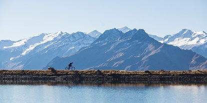 Mountainbike Urlaub - Fahrradraum: versperrbar - Mayrhofen (Mayrhofen) - Mountainbiken am Wildkogel - Wander- & Wellnesshotel Gassner