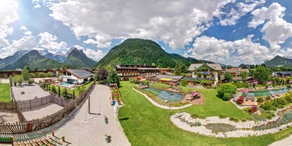 Mountainbike Urlaub - Parkplatz: kostenlos beim Hotel - St. Johann in Tirol - Mühlpointhofgarten - Familien und Vitalhotel Mühlpointhof ***S