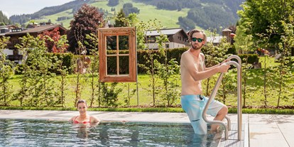Mountainbike Urlaub - Pools: Außenpool beheizt - Leogang - Pool mit Bergblick - Rosentalerhof Hotel & Appartements