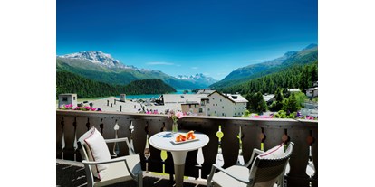Mountainbike Urlaub - Hotel-Schwerpunkt: Mountainbike & Wandern - Davos Wiesen - Terrasse - Giardino Bed & Breakfast