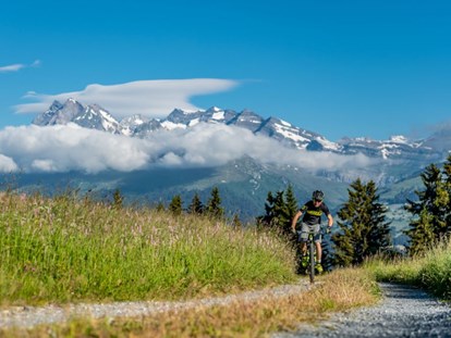 Mountainbike Urlaub - Fahrradwaschplatz - Malix - Obersaxen Trail - Adults Only Hotel Mulin 