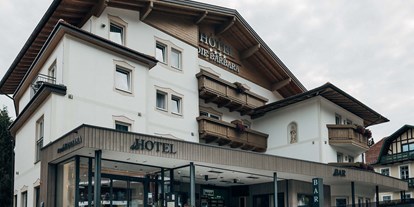 Mountainbike Urlaub - Hotel-Schwerpunkt: Mountainbike & Klettern - Österreich - Außenansicht Hotel - B&B Hotel | Appartements | Bar dieBARBARA 