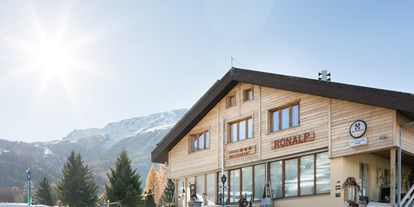 Mountainbike Urlaub - Wellnessbereich - Zermatt - Das Hotel-Restaurant Ronalp liegt gleich an der Strecke zur Moosalp, Unterbäch, Eischoll oder Zeneggen und ist zentral in Bürchen gelegen - Hotel-Restaurant Ronalp