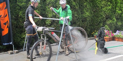 Mountainbike Urlaub - Fahrradraum: videoüberwacht - Berchtesgaden - Bike Service - LEBE FREI Hotel Der Löwe ****S