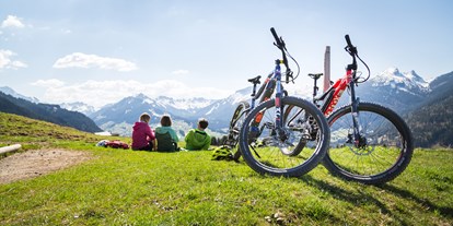 Mountainbike Urlaub - Parkplatz: gebührenpflichtig beim Hotel - Oberstdorf - Genuss- & Aktivhotel Sonnenburg