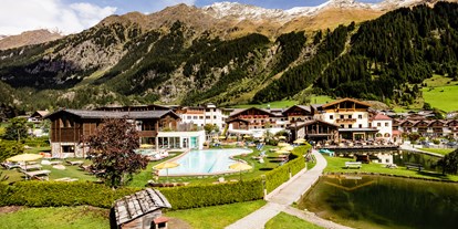 Mountainbike Urlaub - Pools: Außenpool beheizt - St. Leonhard (Trentino-Südtirol) - Hotel Schneeberg