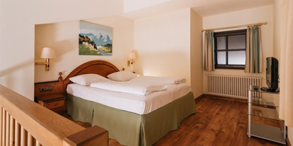 Mountainbike Urlaub - Hotel-Schwerpunkt: Mountainbike & Wandern - Biberwier - Schlafgalerie im Maisonette Zimmer. - Riessersee Hotel