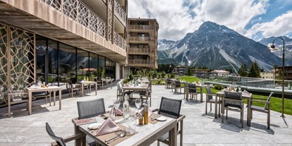 Mountainbike Urlaub - Parkplatz: kostenlos beim Hotel - Davos Dorf - Valsana Hotel Arosa