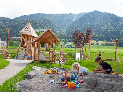 Mountainbike Urlaub - Kinderbetreuung - Österreich - Abenteuerspielplatz - Alpen Hotel Post