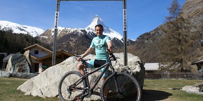 Mountainbike Urlaub - Hotel-Schwerpunkt: Mountainbike & Familie - Zermatt - Ihr Gastgeber macht gerne eine persönliche Biketour - Hotel Hemizeus
