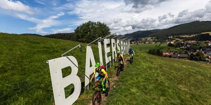 Mountainbike Urlaub - Bikeverleih beim Hotel: E-Mountainbikes - Baiersbronn - Wellness Hotel Tanne Tonbach