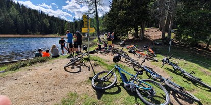 Mountainbike Urlaub - Fahrradwaschplatz - Tirol - Grüner See - Hotel Bergblick