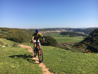 Mountainbike Urlaub - Parkplatz: kostenlos beim Hotel - Portugal - Da Silva Bike Camp Portugal