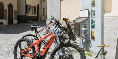 Mountainbike Urlaub - Hotel-Schwerpunkt: Mountainbike & Wandern - Airolo - Bed&bike/Osteria Tremola San Gottardo