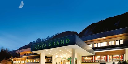 Mountainbike Urlaub - Ladestation Elektroauto - Matrei in Osttirol - CESTA GRAND Aktivhotel & Spa Außenansicht - CESTA GRAND Aktivhotel & Spa
