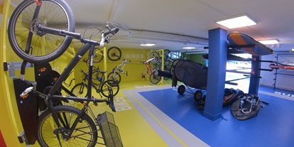 Mountainbike Urlaub - organisierter Transport zu Touren - Trentino - Bike Depot. - Residence Toblini 