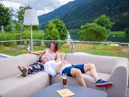 Mountainbike Urlaub - Hotel-Schwerpunkt: Mountainbike & Familie - Feld am See - Dachterrasse  - Familien Sporthotel Brennseehof