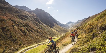 Mountainbike Urlaub - Parkplatz: kostenlos beim Hotel - Naturns bei Meran - Rettenbach Trail - The Peak Sölden