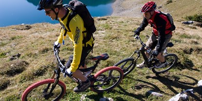 Mountainbike Urlaub - Hotel-Schwerpunkt: Mountainbike & Wellness - Tschagguns - Das Brandertal bietet coole Biketouren - auch mit Guide!  - Hotel Walliserhof
