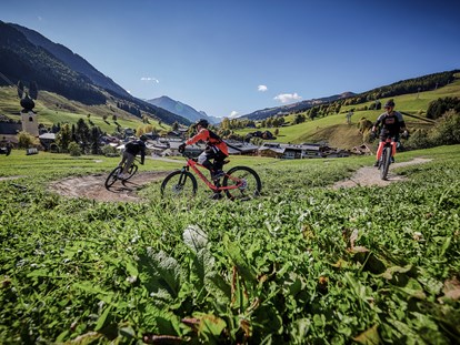 Mountainbike Urlaub - Hotel-Schwerpunkt: Mountainbike & Wellness - Hinterglemm - Learn-to-ride-park 500 Meter vom Hotel entfernt - Hotel Astrid