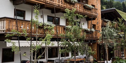 Mountainbike Urlaub - Parkplatz: kostenlos beim Hotel - Matrei in Osttirol - Hotel Tiroler Buam